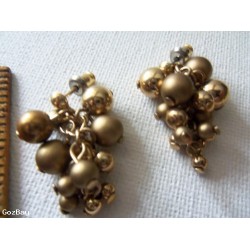 Vintage / Retro GOLDEN GRAPE CLUSTER Dangle Pierced Post Earrings